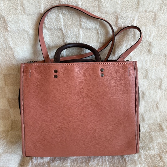 NWT Coach 1941 1st Generation Rogue 30 In Melon Glovetanned Pebble Leather 38124 - Picture 3 of 15